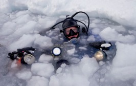Paul Nicklen  Rebreather Head Shot Antarctica